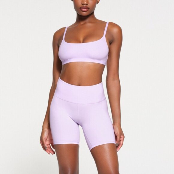 Skims Fits Everybody High-Waister Short - Picture 5 of 7